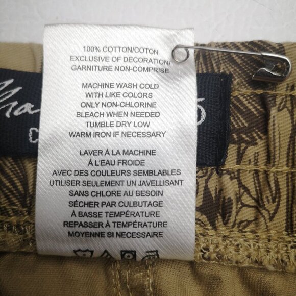 Marc Ecko Cut & Sew Men's Size Large Tan w/ Brown Floral Pattern Cargo Shorts - Picture 5 of 11